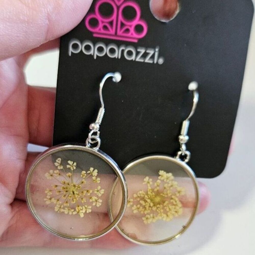 Paparazzi southwest walkabout yellow earrings